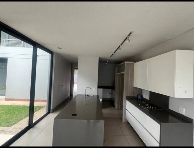 4 BEDROOM PROPERTY TO RENT IN WATERKLOOF RIDGE